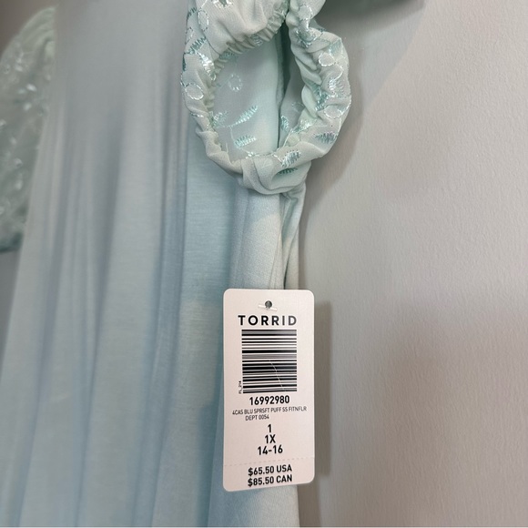 Torrid Super Soft Fit & Flare Dress 1X Pale Blue Embroidered Puff Sleeve NWT.B15 - Picture 6 of 10